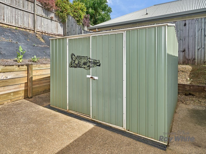 15 Cliffdale Street, Bentley Park QLD 4869