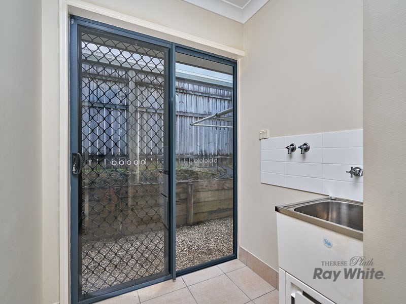 15 Cliffdale Street, Bentley Park QLD 4869