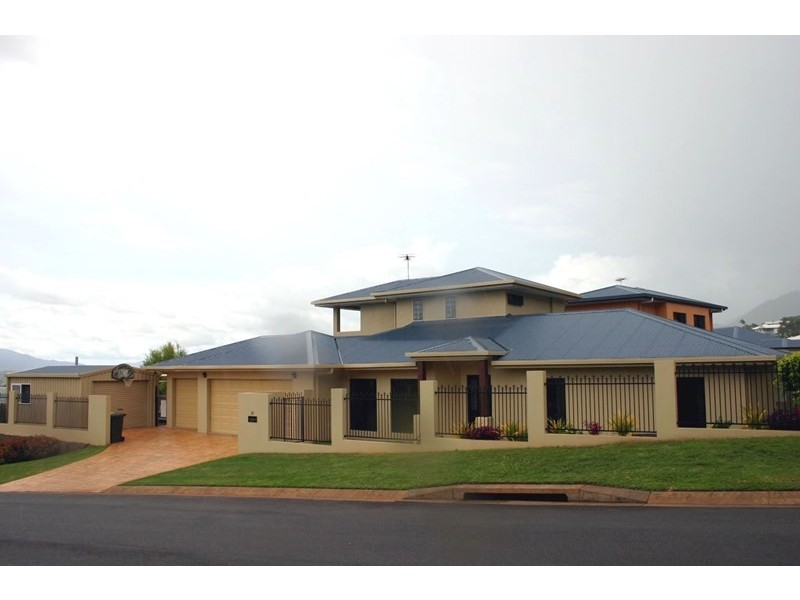 Bentley Park QLD 4869