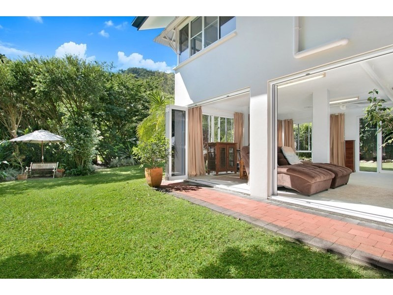 5 McCrae Street, Cairns QLD 4870