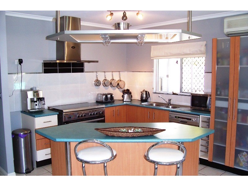 4 Del Manso Crescent, Edmonton QLD 4869