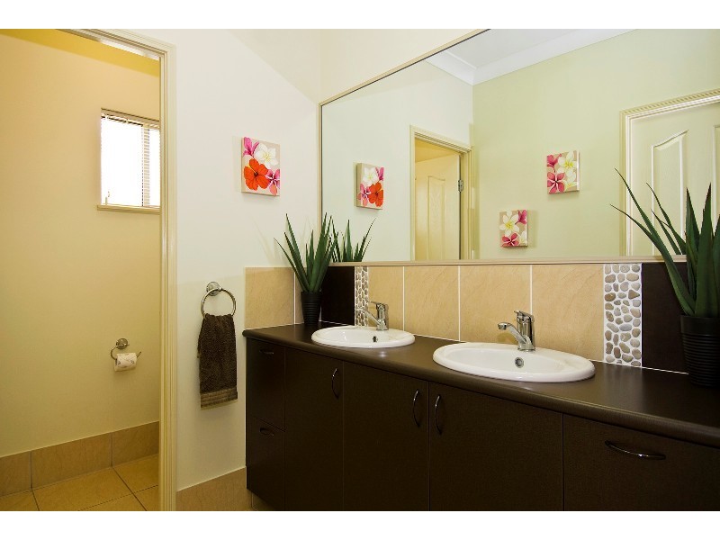 10 – 12 Ingot Close, Goldsborough QLD 4865