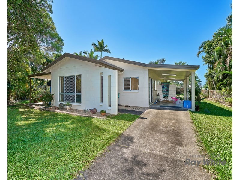 14 Beagle Close, Bentley Park QLD 4869
