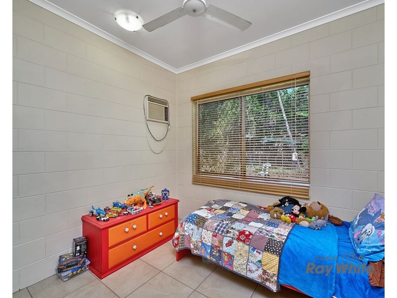 14 Beagle Close, Bentley Park QLD 4869