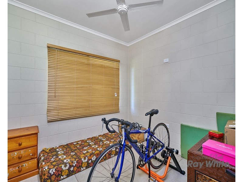 14 Beagle Close, Bentley Park QLD 4869