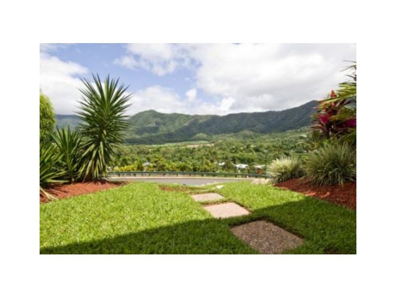 Bentley Park QLD 4869