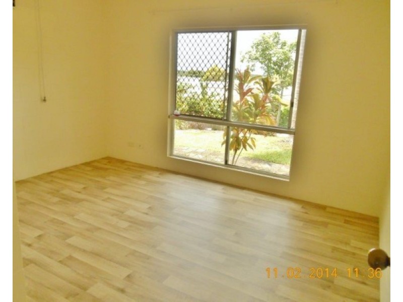 8 Hogan Court, White Rock QLD 4868