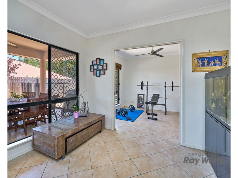33 Surtees Close, Bentley Park QLD 4869