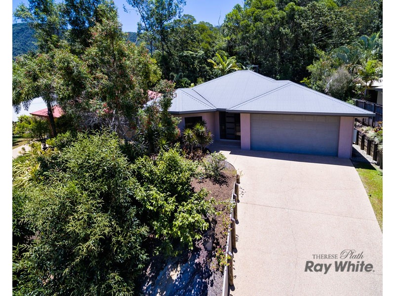 33 Surtees Close, Bentley Park QLD 4869