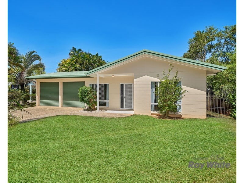 4 Catherine Close, Bentley Park QLD 4869