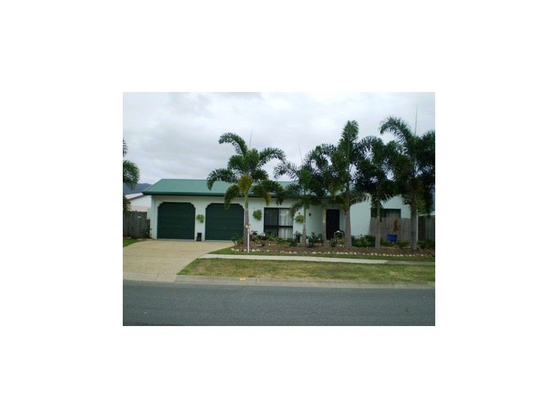 8 Wiseman Road East, Edmonton QLD 4869