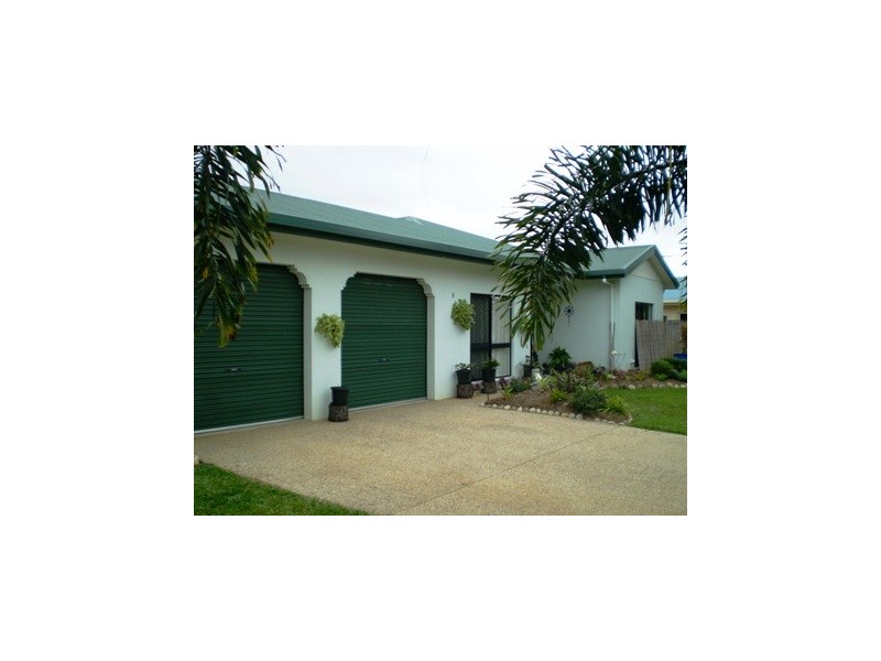 8 Wiseman Road East, Edmonton QLD 4869