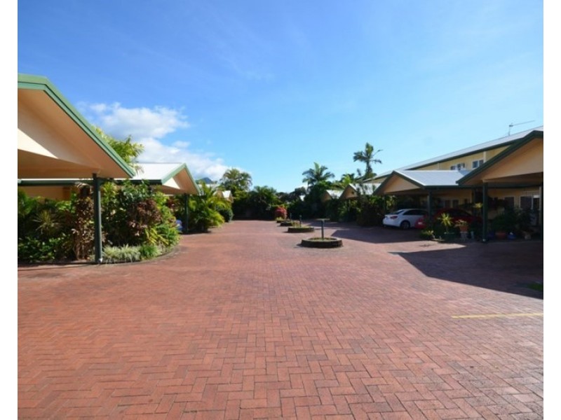 2/16 Mount Peter Road, Edmonton QLD 4869