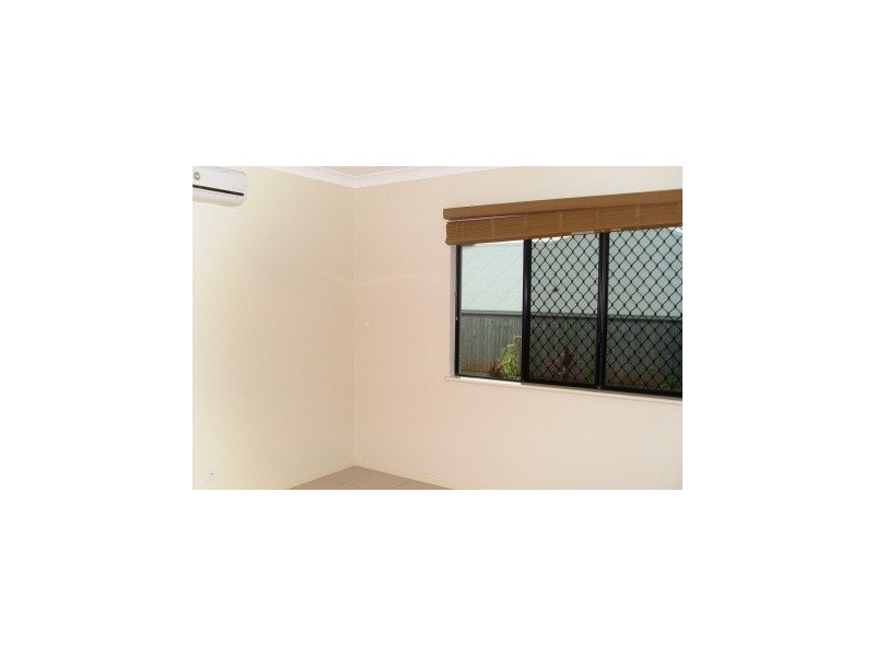 Bentley Park QLD 4869