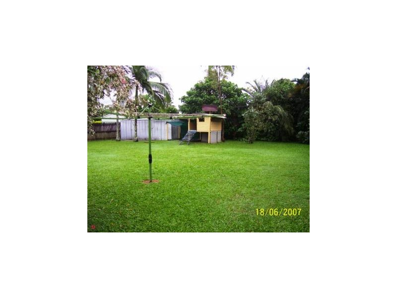 Bentley Park QLD 4869