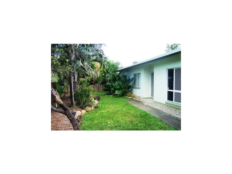 Bentley Park QLD 4869