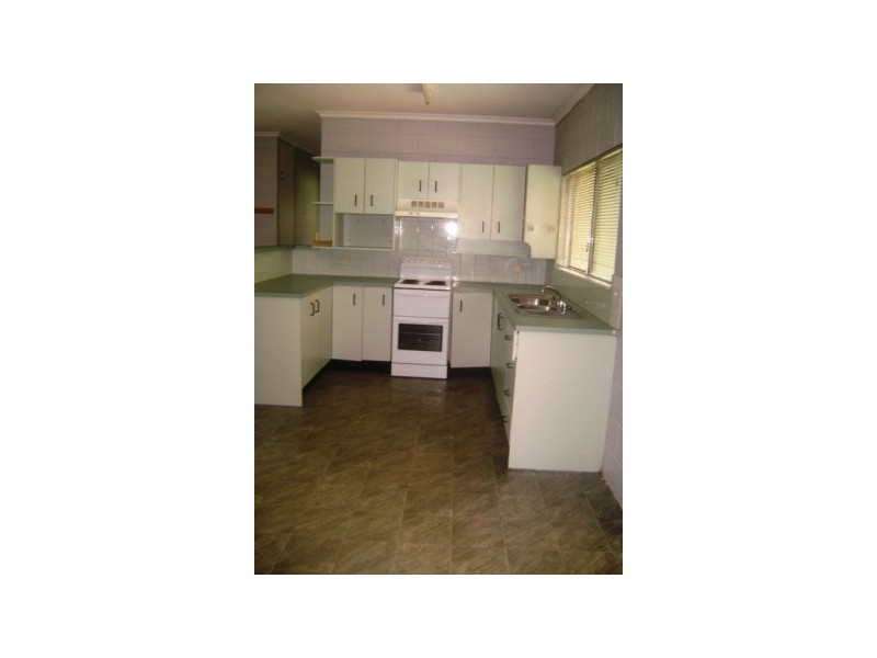 Bentley Park QLD 4869