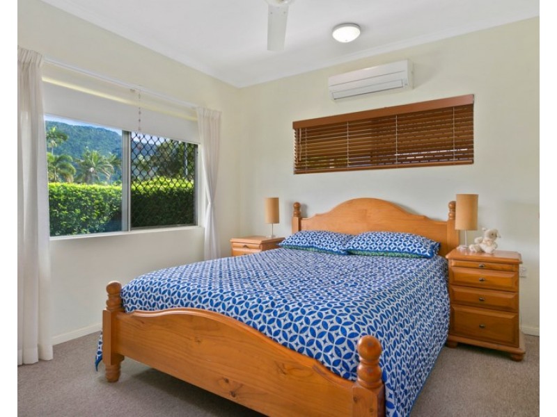 5 Girralong Street, Woree QLD 4868