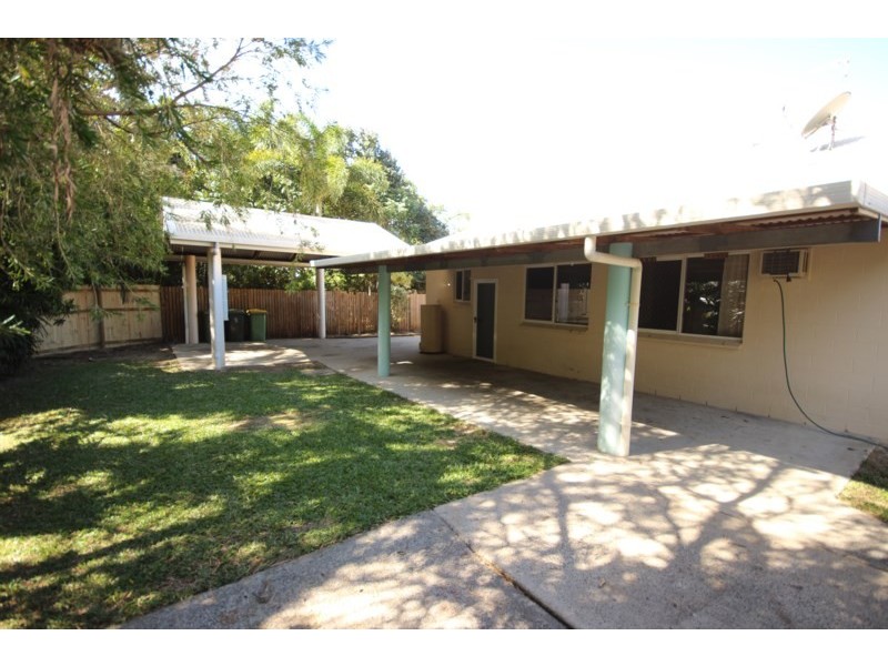 62 Shaft Street, Edmonton QLD 4869