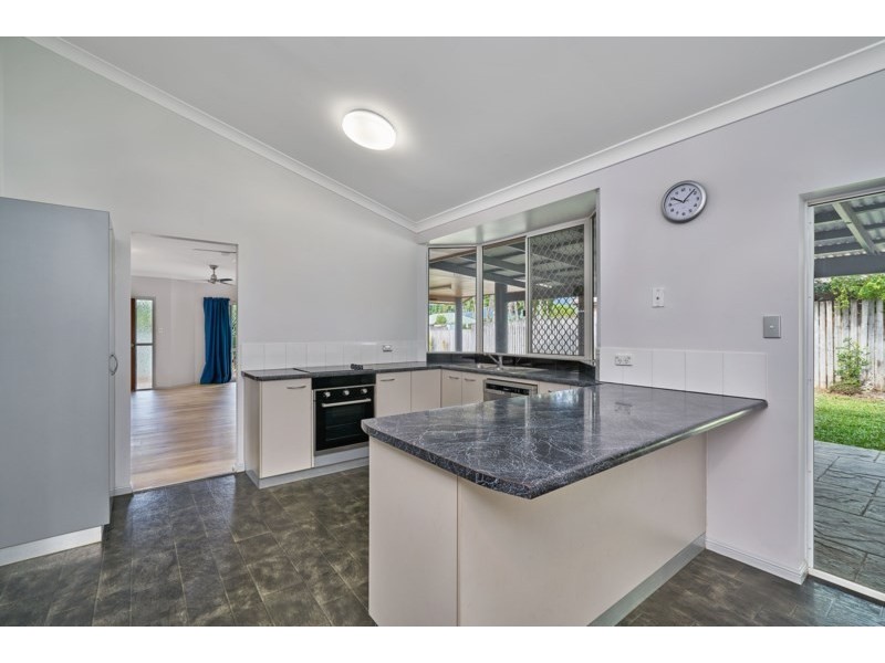 118 Robert Road, Bentley Park QLD 4869
