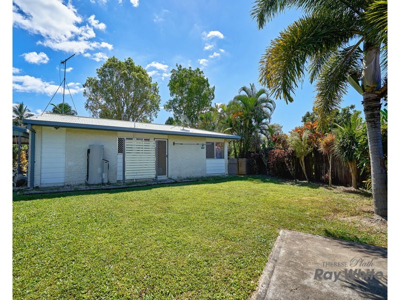 11 Rollinia Close, Manoora QLD 4870