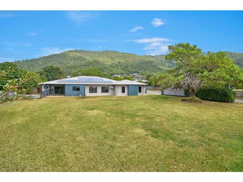 18 – 20 Burn Close, Gordonvale QLD 4865