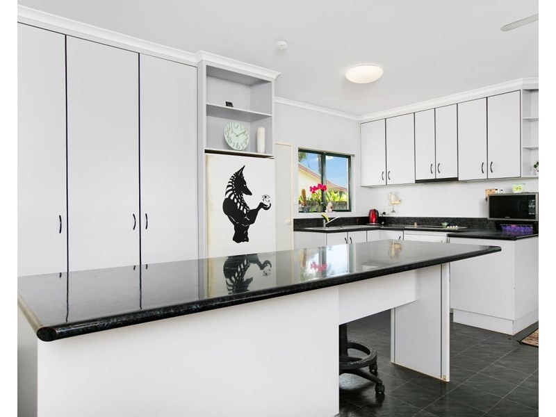 30 Cracknell Road, White Rock QLD 4868