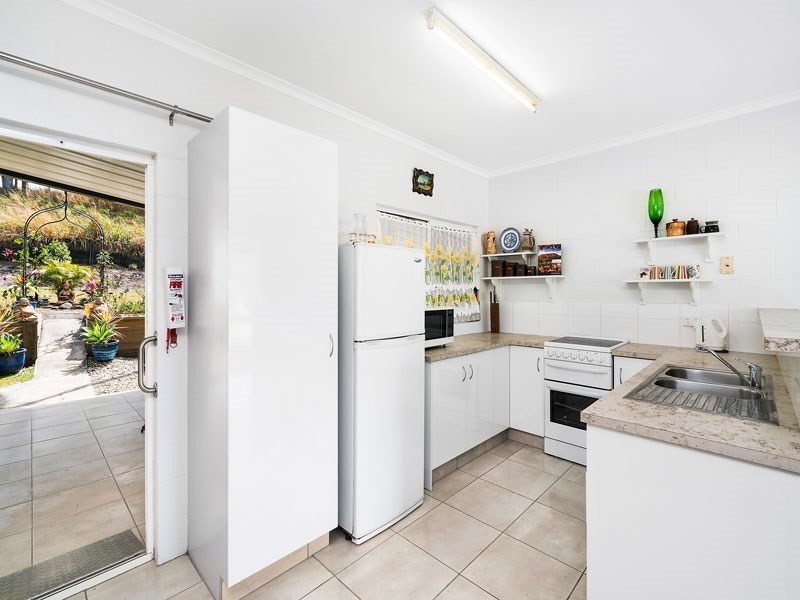 8 Halloran Close, Gordonvale QLD 4865