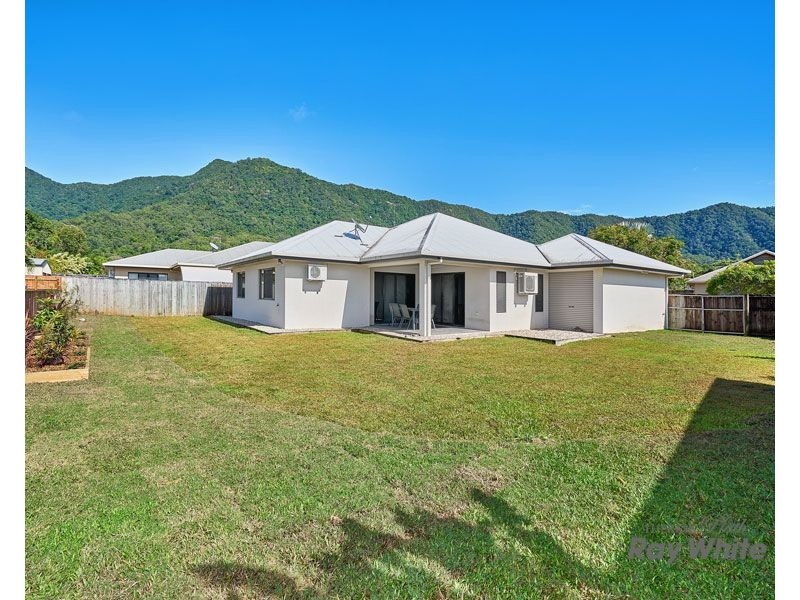 33 Fitzmaurice Drive, Bentley Park QLD 4869