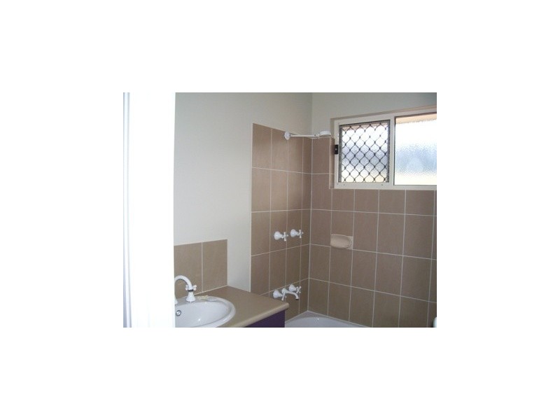 Bentley Park QLD 4869