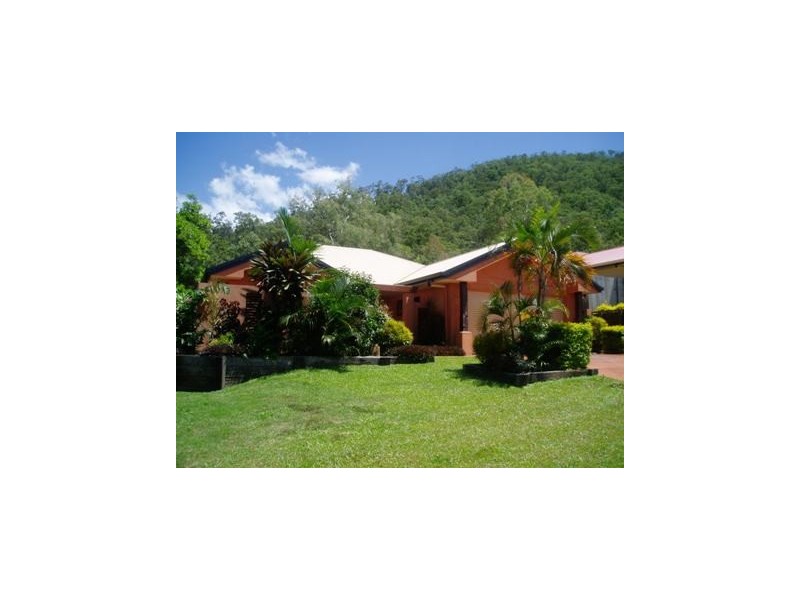 9 Wiltshire Drive, Gordonvale QLD 4865
