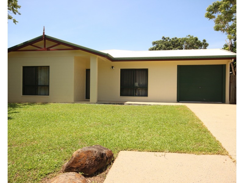 3 Fletcher Court, Bentley Park QLD 4869