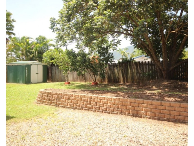 3 Fletcher Court, Bentley Park QLD 4869