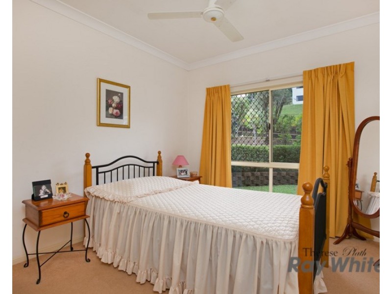 Bentley Park QLD 4869