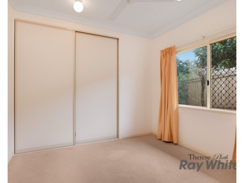 Bentley Park QLD 4869