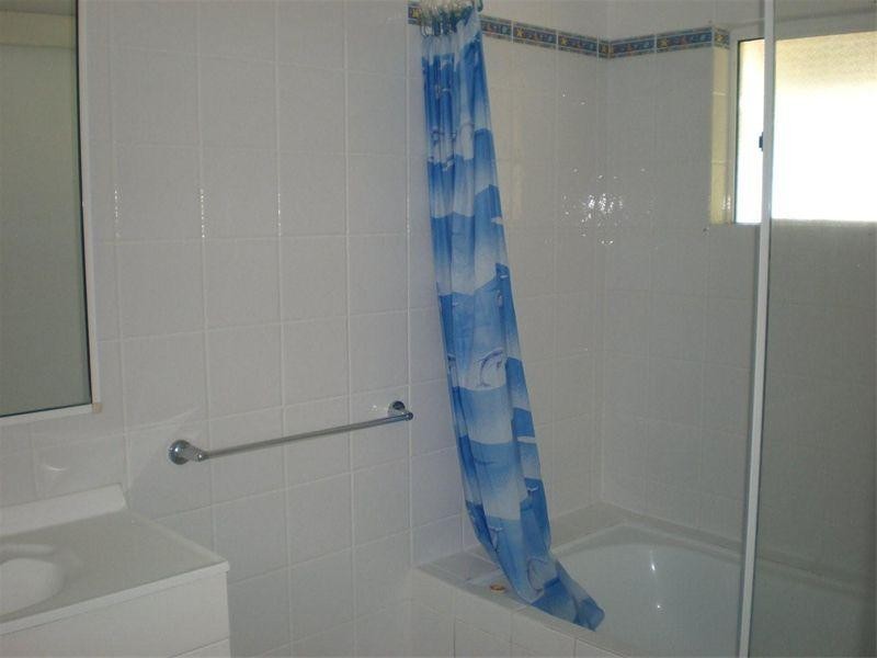 Bentley Park QLD 4869