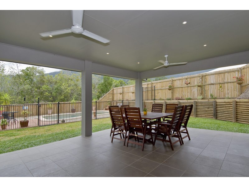 73 Fitzmaurice Drive, Bentley Park QLD 4869