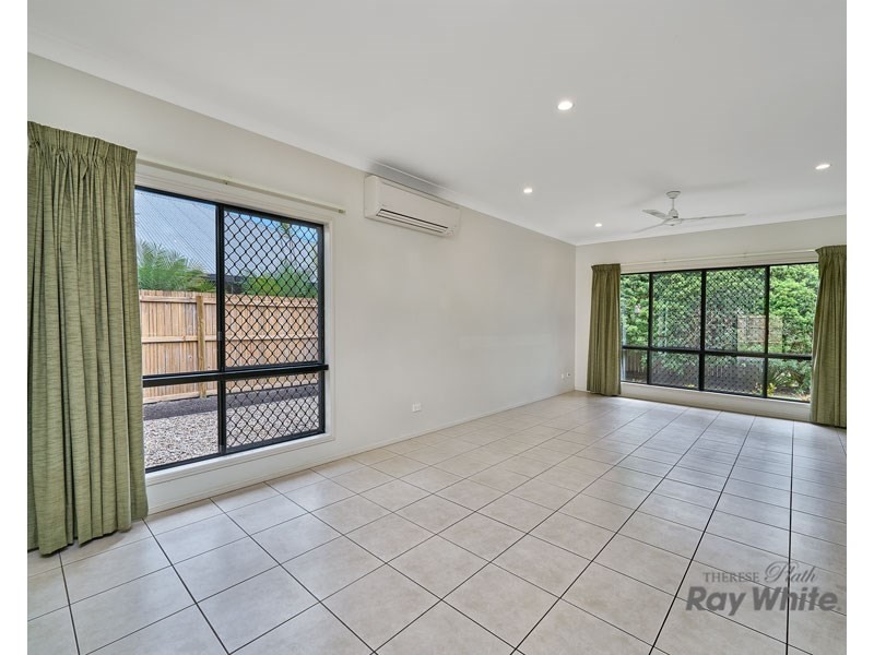 8 Capricorn Street, Bentley Park QLD 4869
