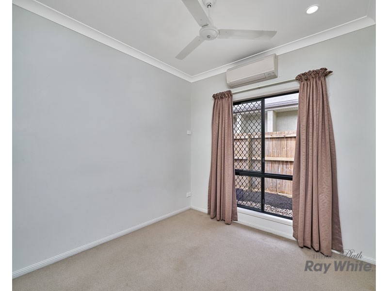 8 Capricorn Street, Bentley Park QLD 4869