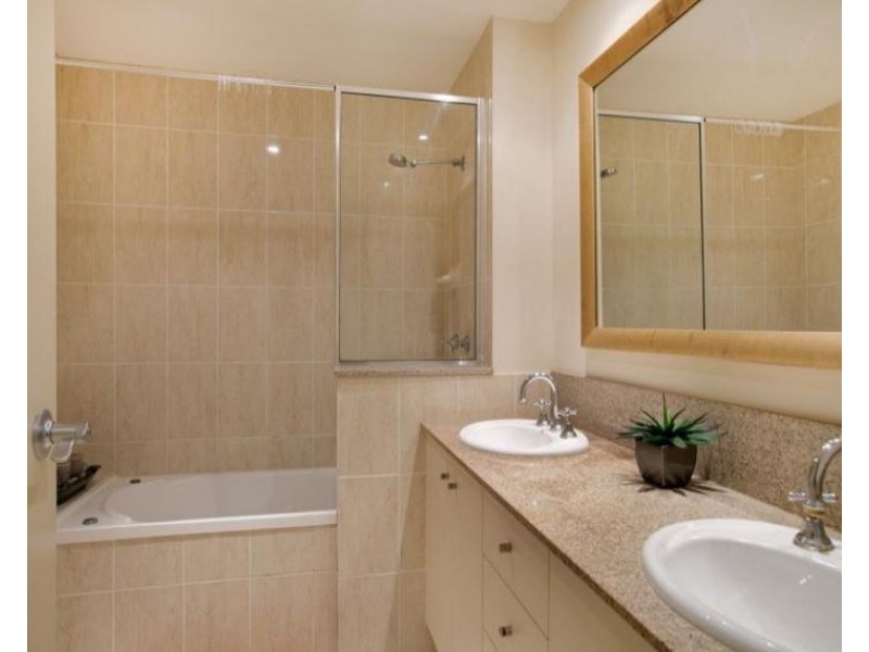 Cairns North QLD 4870