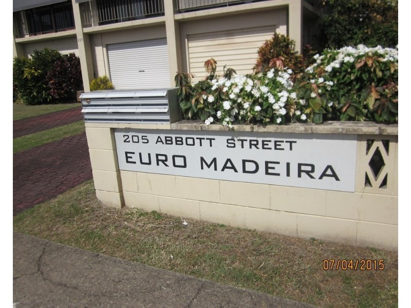 Cairns North QLD 4870