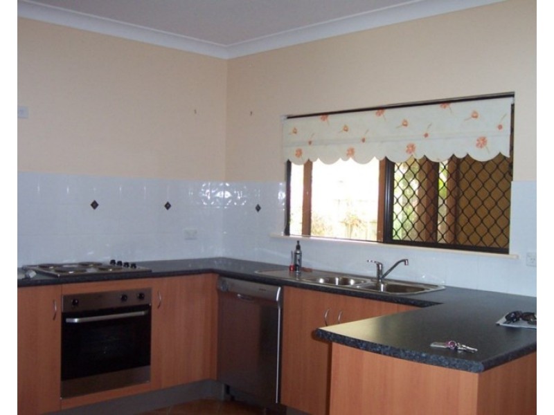 Bentley Park QLD 4869