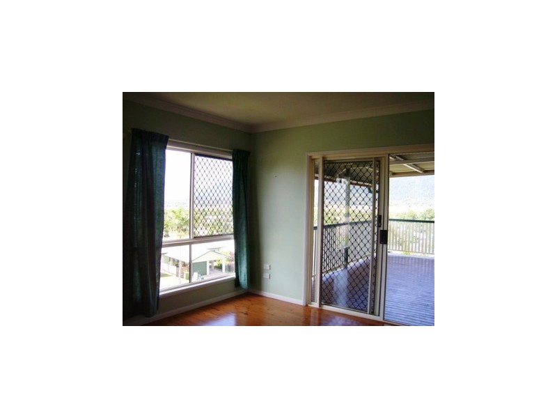 Bentley Park QLD 4869