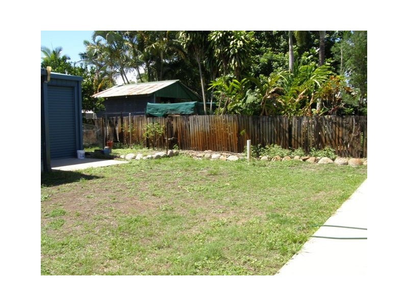 Machans Beach QLD 4878