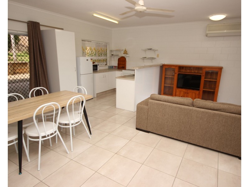 8 Halloran Close, Gordonvale QLD 4865