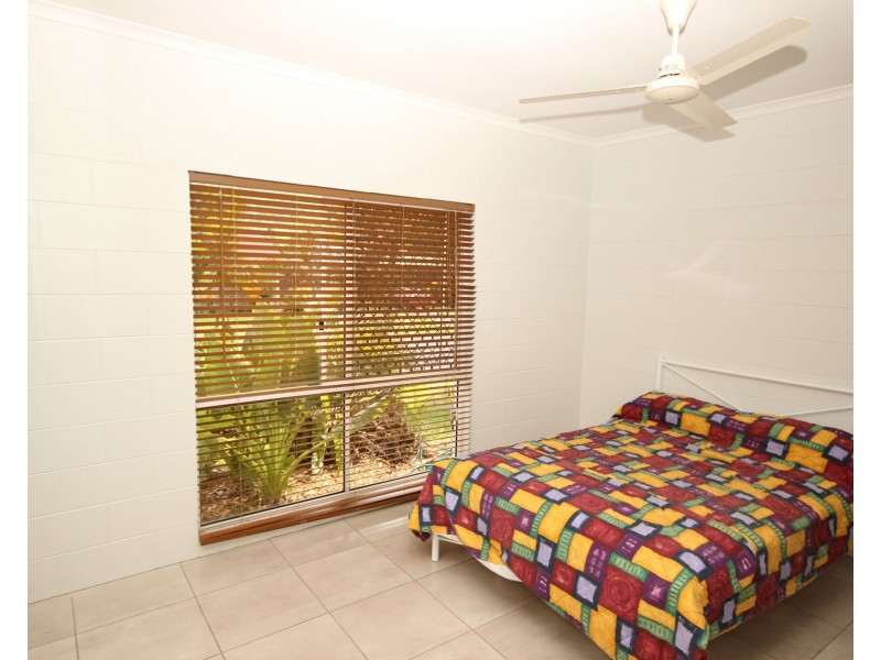 8 Halloran Close, Gordonvale QLD 4865