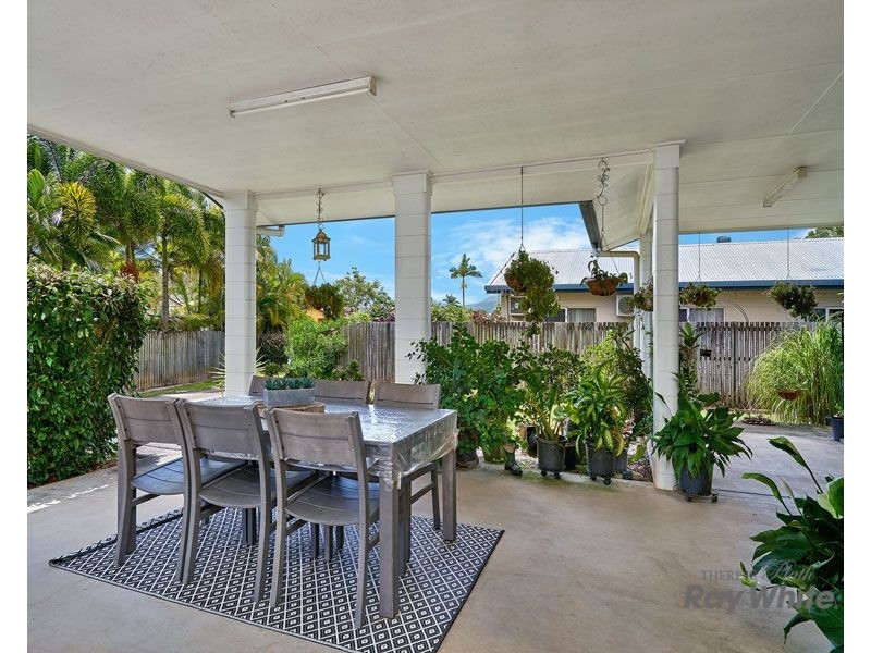 12 Peate Close, Edmonton QLD 4869