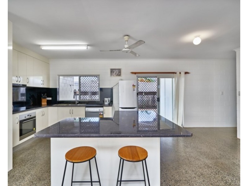 11 Hatfield Close, Gordonvale QLD 4865