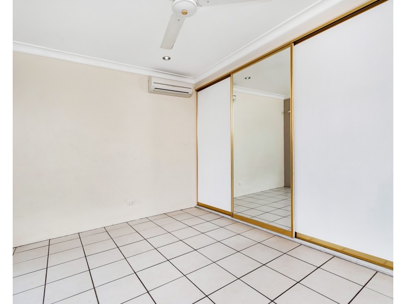 29 Robert Road, Bentley Park QLD 4869