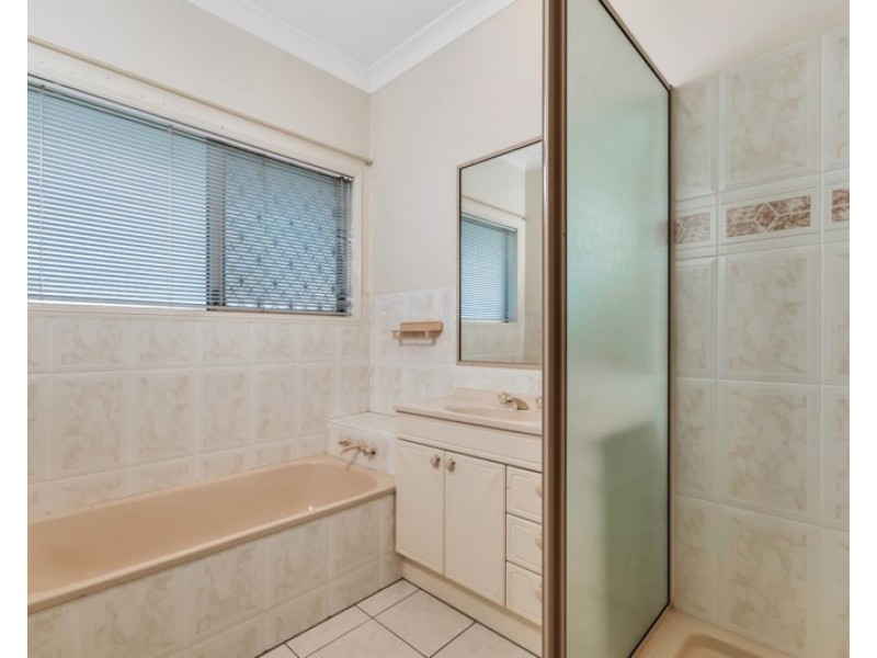 12 Gammie Close, Edmonton QLD 4869